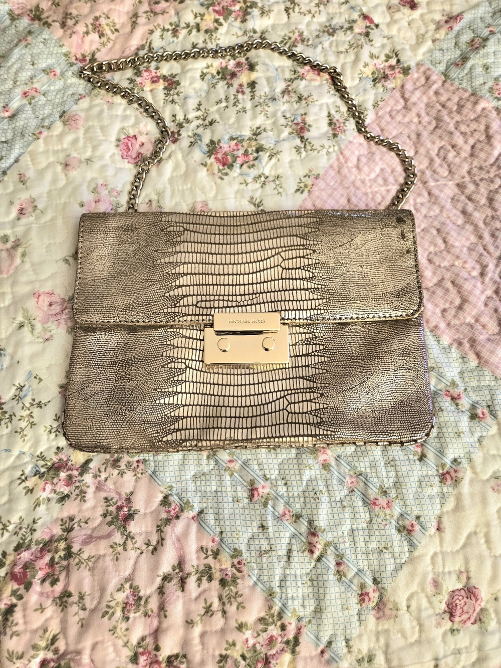 Michael Kors Metallic Gold Lizard-Embossed Chain Shoulder Bag - Picture 6 of 9
